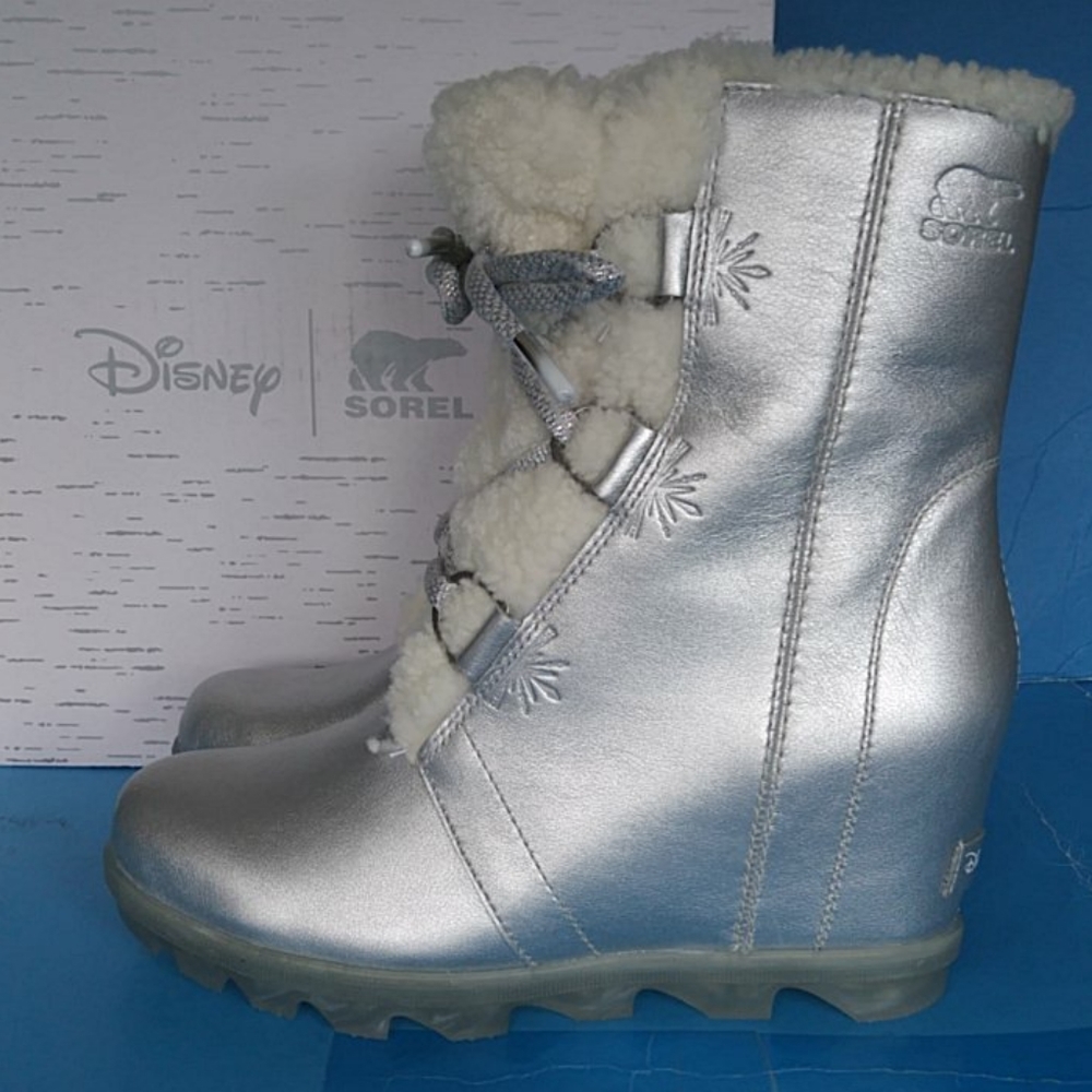 BRAND NEW DISNEY X SOREL WEDGE BOOTS